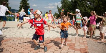 Расписали заезды. В Златоусте стартовали летние заезды в лагеря