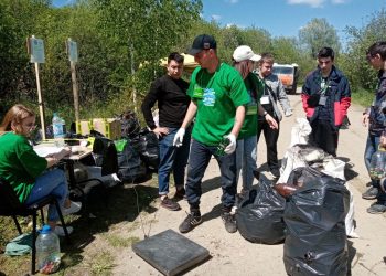 Пришли и порядок. Активисты провели у пруда Златоуста экологическую акцию