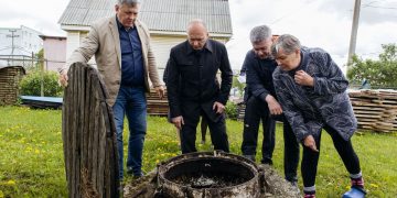 Пошёл на самотёк. В Златоусте зафиксировали факт мазутного загрязнения
