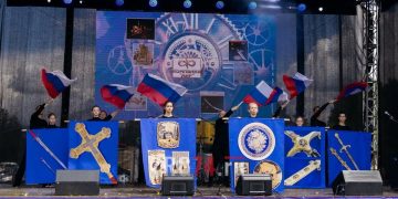 Приземлились на «Тарелке». Более 40 тысяч человек сказали «да» Бушуевскому фестивалю в Златоусте