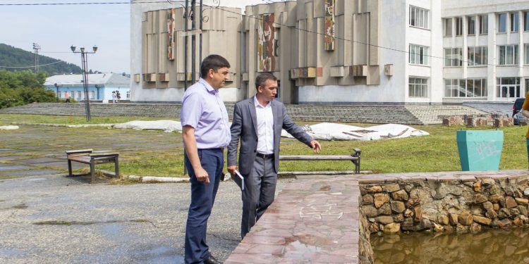 Не допустят коррозии. В Златоусте ДК «Металлург» готовят к новому творческому сезону