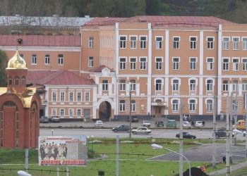 Золотой фонд аносовского. Накануне юбилея златоустовский колледж рассказал о своих опытных профессионалах