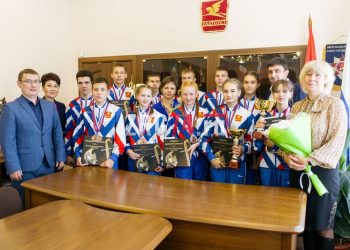 Вновь с трофеем. В Златоусте чествовали бронзовых призёров «Президентских состязаний-2022»