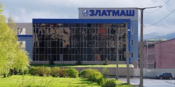 Строгость и эстетика. Златоустовский завод стал одним из лучших в области в части благоустройства