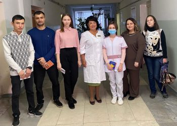 Доверили главное. Медучреждения Златоуста пополнились ещё шестью молодыми специалистами