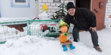 Для полного счастья. Житель Златоуста превратил свой двор в сказку для детворы