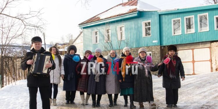 Морщинки не считаем! «Златоустовский рабочий» познакомил с творческой группой «Вдохновение»