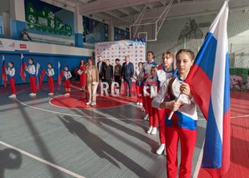 Направят на победный путь. Златоустовские спортсмены взяли под крыло подростков в трудной жизненной ситуации