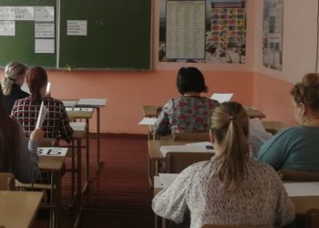 Испытали на себе. В Златоусте родители школьников сдали госэкзамен по русскому языку