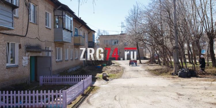Чтобы привлечь и обеспечить. Депутаты Златоуста поддержали решение о выделении жилья для учителей в сельской местности