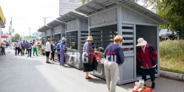С дарами природы. В Златоусте установили новые торговые павильоны