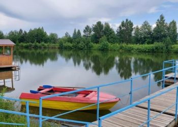 А через сутки уже клюнули. В златоустовский водоём запустили карася