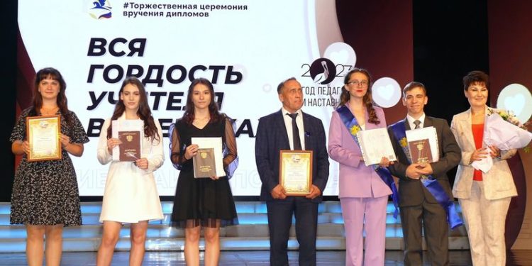 Растить профессионалов. Более 400 студентов златоустовского техникума завершили своё обучение