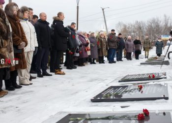 О не пришедших с войны — поимённо. В Златоусте после реконструкции открыли мемориальный комплекс