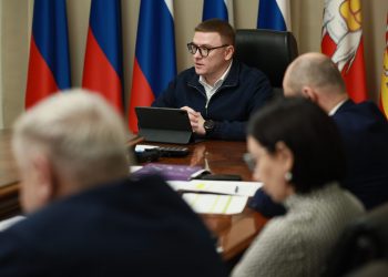«Нужно действовать». Губернатор Челябинской области поручил главам ежедневно отчитываться об уборке снега