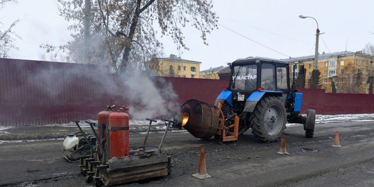 Пора горячей работы. В городе обрисовали планы по ремонту автомобильных дорог на 2024 год