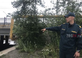 Экзамен на человечность уже сдал. В Златоусте пожарный вытащил из пруда тонущего мальчика