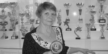 Была надёжным другом и помощником. В Златоусте простились с известным педагогом и наставником