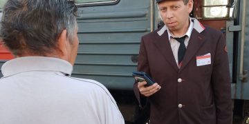 Бархатный сезон на колёсах. Проводник из Златоуста рассказал о тонкостях своей профессии