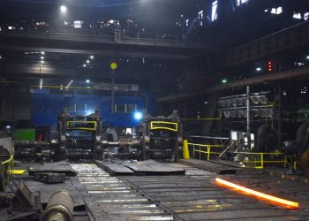 Стан выпрямился. На Златоустовском метзаводе провели масштабный ремонт