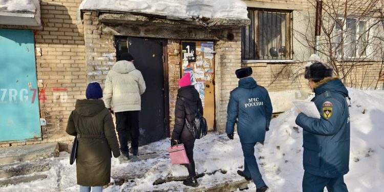 Люди горят, а цифры растут. В Златоусте пожарные пришли с рейдами в общежития