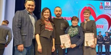Вместе делают мир лучше. В ДК «Железнодорожник» отметили вклад златоустовских волонтёров