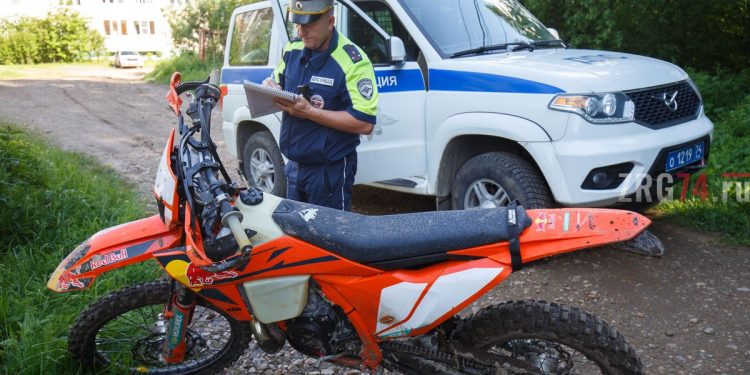 Златоуст под рёв моторов. Госавтоинспекция выявила десятки бесправных мотоциклистов
