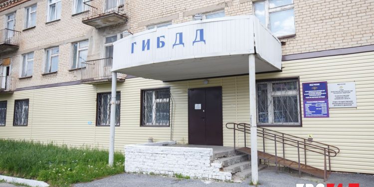 По всей строгости. В Златоусте вынесли приговор водителю, протащившему инспектора ДПС по асфальту