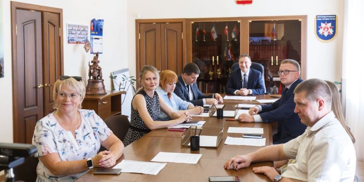 Телемост дружбы. Златоуст и Жлобин укрепляют побратимские связи