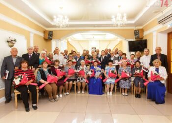 Счастье — в добром согласье. 21 тысяча семей Южного Урала получили соцвыплату за крепкий брак