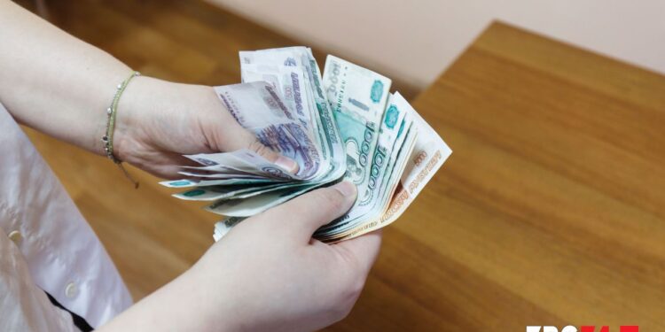 Наказание неотвратимо. В Златоусте девять человек отправили под арест за долги по штрафам