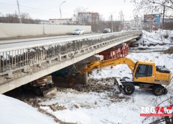 Для большей надёжности. В Златоусте подрядчик приступил к укреплению двух опор моста через Ай