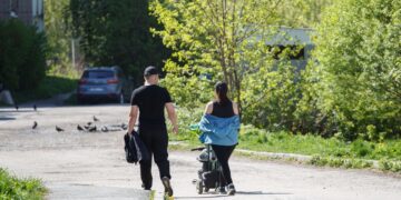 Налог как доход. Семьи из Златоуста приглашают оформить новую меру поддержки