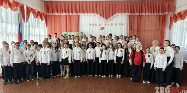 Связь, которая не рвётся. В Златоусте почтили память Героя Советского Союза Василия Бояршинова