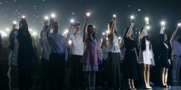 Умники и умницы. Школьников из Златоуста наградили на высоком уровне за успехи в учёбе