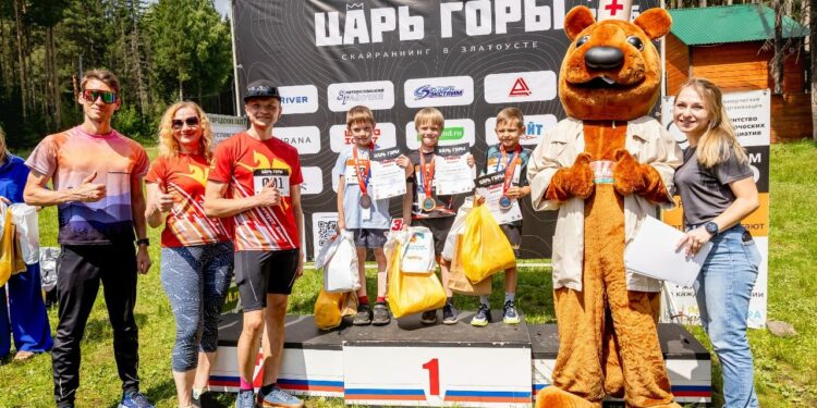 Только вверх! В Златоусте назвали победителей забега «Царь горы 2026»